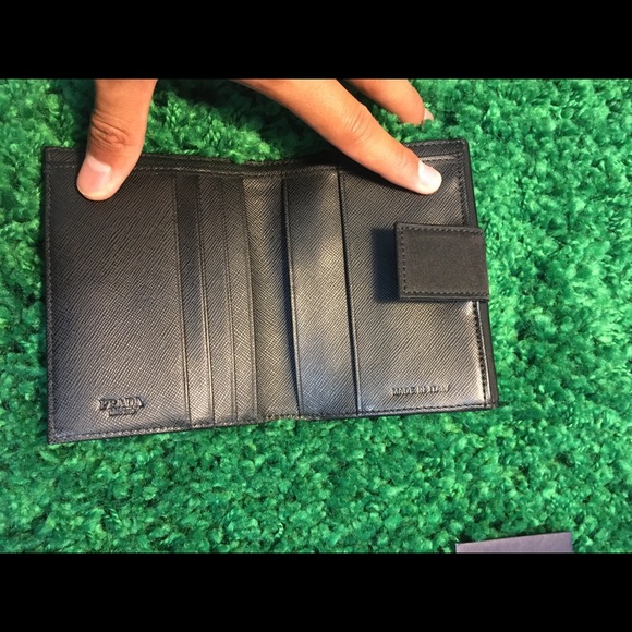 Prada Milano Wallet - Picture 5 of 6